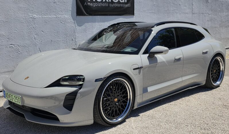 PORSCHE TAYCAN GTS Sport Turismo ÚJSZERŰ 24.000km ÁFA-S!!! GARANCIÁLIS!!! full