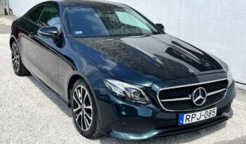 MERCEDES-BENZ E-OSZTÁLY E 200 9G-TRONIC Vezetett szervizkönyv!!! 63.000Km!!! full