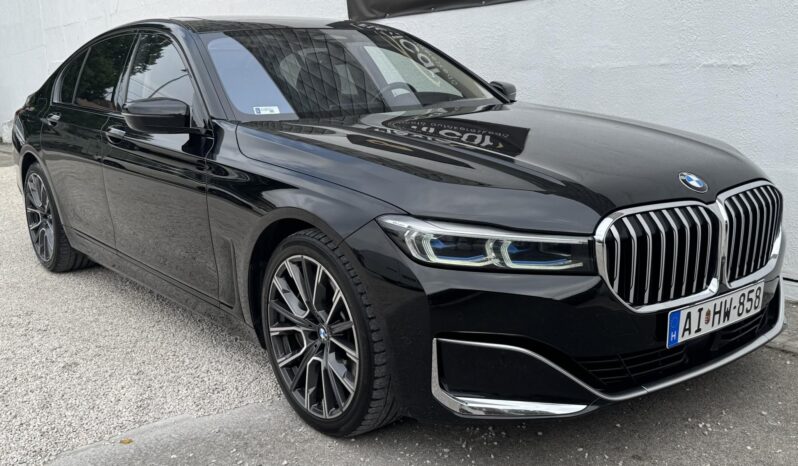 BMW 750i xDrive (Automata) Végig vezetett szervizkönyv!!! Gyönyörű állapot!!! full