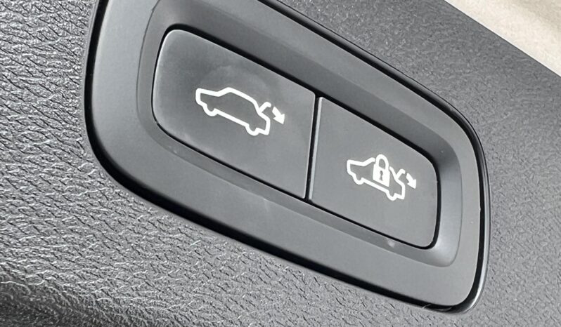 VOLVO V60 2.0 [B4] MHEV Plus Bright DCT Magyarországi!!! Első tulajdonos!!! Garanciális!!! Sérülésmentes!!! full