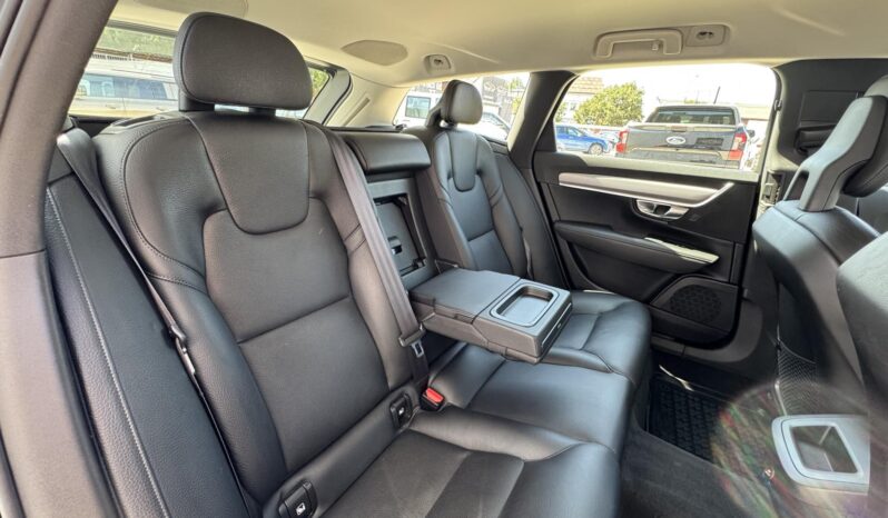 VOLVO V90 2.0 D [D4] Momentum Vezérlés és váltóolaj cserélve!!! Gyönyörű állapot!!! Momentum Pro!!! full