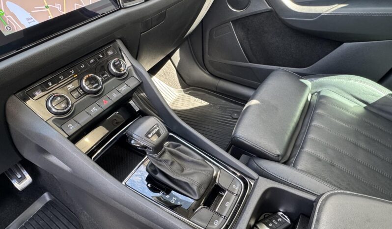 SKODA KODIAQ 2.0 TDI SCR L&K DSG [7 személy] Magyarországi!!! Garanciális!!! 59.000Km!!! Végig vez. sz.könyv!!! full