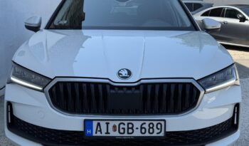 SKODA SUPERB 2.0 TDI SCR Essence DSG Magyarországi!!! Garantált 44 000Km!!! Vezetett szervizkönyv!!! Garanciális!!! full