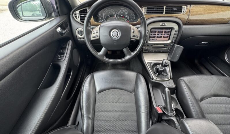 JAGUAR X-TYPE 2.2 D Executive Megkímélt állapot!!! Digitális klíma!!! full