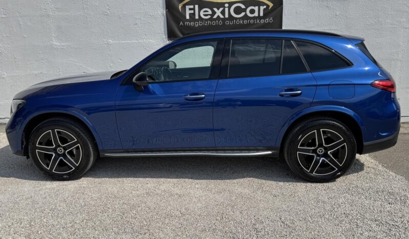MERCEDES-BENZ GLC 300 e 4Matic 9G-TRONIC Plug-in hybrid Magyarországi!!! Sérülésmentes!!! 36 000Km!!! Garanciális!!! Végig vez.szer.köny full