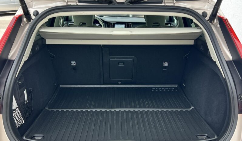 VOLVO V60 2.0 [B4] MHEV Plus Bright DCT Magyarországi!!! Első tulajdonos!!! Garanciális!!! Sérülésmentes!!! full