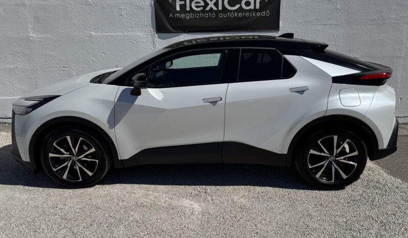TOYOTA C-HR 1.8 Hybrid Style e-CVT Magyarországi!!! Garanciális!!! 18.000km!!! Első tulajdonostól!!! full