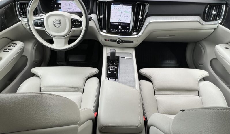 VOLVO V60 2.0 [B4] MHEV Plus Bright DCT Magyarországi!!! Első tulajdonos!!! Garanciális!!! Sérülésmentes!!! full