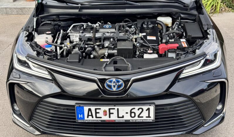 TOYOTA COROLLA 1.8 Hybrid Comfort Style Tech e-CVT Navi – Magyarországi – 55.000 Km – Garanciális – Újszerű!!! full
