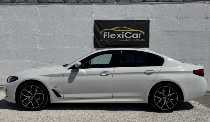 BMW 545e xDrive (Automata) Magyarországi!!! Vezetett szervizkönyv!!! M-Sport kivitel!!! full