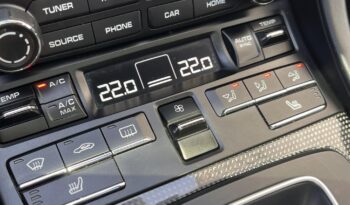 PORSCHE 911 Carrera 4S PDK Sérülésmentes. Vezetett szervizkönyv. Gyönyörű állapot!!! full