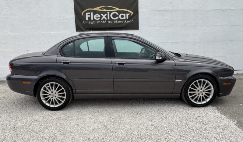 JAGUAR X-TYPE 2.2 D Executive Megkímélt állapot!!! Digitális klíma!!! full