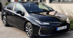 TOYOTA COROLLA 1.8 Hybrid Comfort Style Tech e-CVT Magyarországi – 55.000 km – Újszerű Állapotban!!