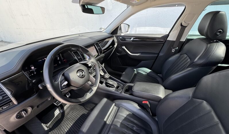 SKODA KODIAQ 2.0 TDI SCR L&K DSG [7 személy] Magyarországi!!! Garanciális!!! 59.000Km!!! Végig vez. sz.könyv!!! full