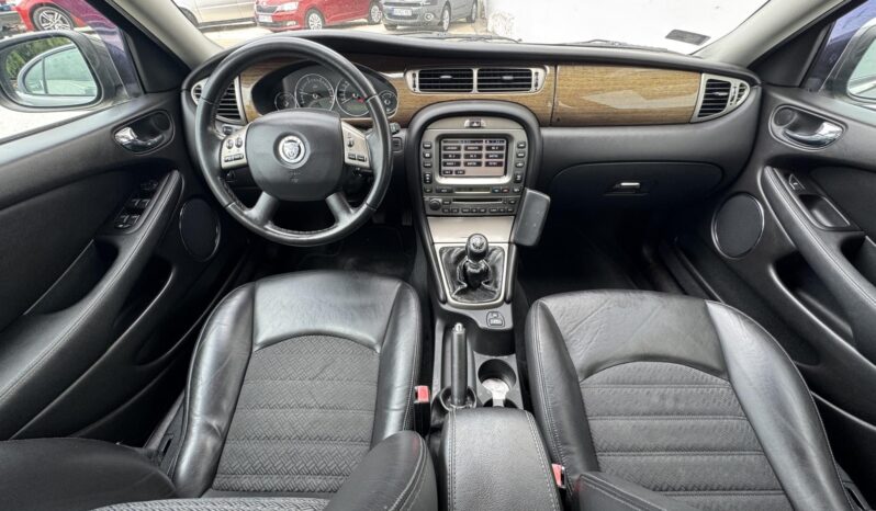 JAGUAR X-TYPE 2.2 D Executive Megkímélt állapot!!! Digitális klíma!!! full
