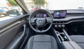 SKODA SUPERB 2.0 TDI SCR Essence DSG Magyarországi!!! Garantált 44 000Km!!! Vezetett szervizkönyv!!! Garanciális!!! full