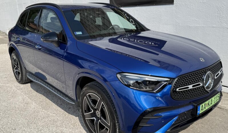 MERCEDES-BENZ GLC 300 e 4Matic 9G-TRONIC Plug-in hybrid Magyarországi!!! Sérülésmentes!!! 36 000Km!!! Garanciális!!! Végig vez.szer.köny full