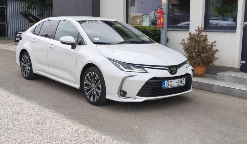 TOYOTA COROLLA Sedan 1.6 Comfort Style Tech CVT MAGYARORSZÁGI- 42000KM ÚJSZERŰ!! full