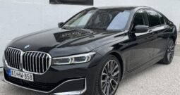 BMW 750i xDrive (Automata) Végig vezetett szervizkönyv!!! Gyönyörű állapot!!!