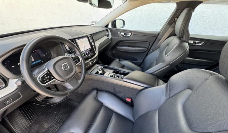 VOLVO XC60 2.0 [B4] MHEV Plus Dark AWD Geartronic Magyarországi!!! Áfá-s!!! Garanciális!!! Végig vezetett szervizkönyv!!! full