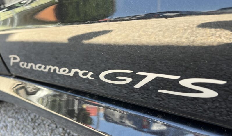 PORSCHE PANAMERA GTS PDK Megkímélt állapot!!! Rendszeresen karbantartott!! full
