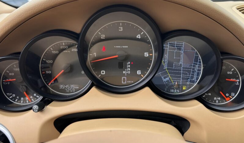 PORSCHE CAYENNE Dízel (Automata) Vezérlés cserélve!!! full