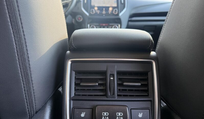 SUBARU FORESTER 2.0 e-Boxer Platinum CVT Magyarországi!!! Egy tulajdonos!! Garanciális!! Sérülésmentes!!! Vezetett szerví full