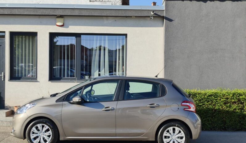PEUGEOT 208 1.2 VTi PureTech Active Magyarországi – 53.000 km!!! full