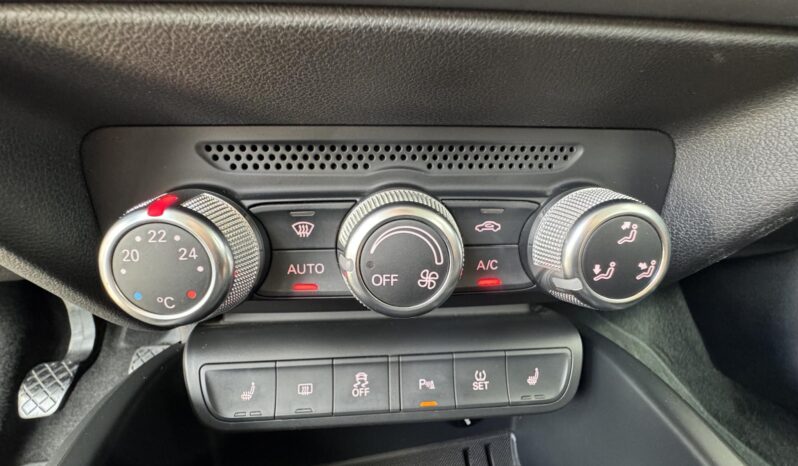 AUDI A1 Sportback 1.6 TDI DPF Attraction Gyönyörű állapot!!! Vezérlés cserélve!!! Jól felszerelt!!! full