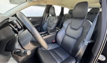 VOLVO XC60 2.0 [B4] MHEV Plus Dark AWD Geartronic Magyarországi!!! Áfá-s!!! Garanciális!!! Végig vezetett szervizkönyv!!! full
