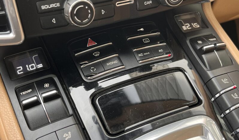 PORSCHE CAYENNE Dízel (Automata) Vezérlés cserélve!!! full
