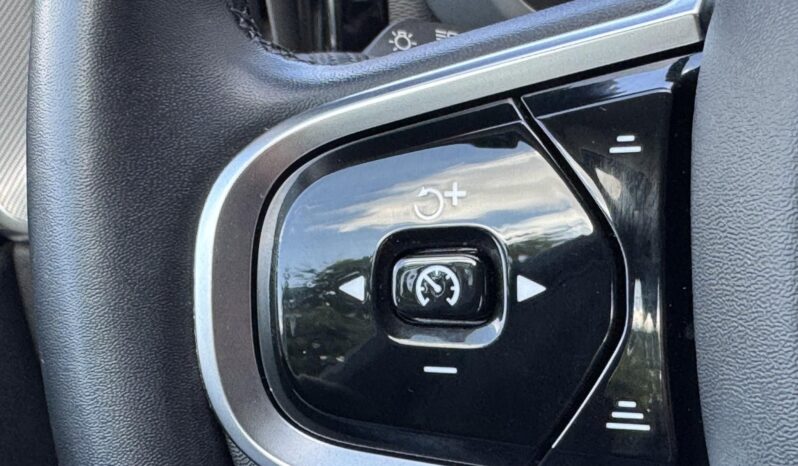 VOLVO XC60 2.0 [B4] MHEV Plus Bright AWD Geartronic Magyarországi!!! Áfá-s!!! Garanciális!!! Végig vezetett szervizkönyv!!! full