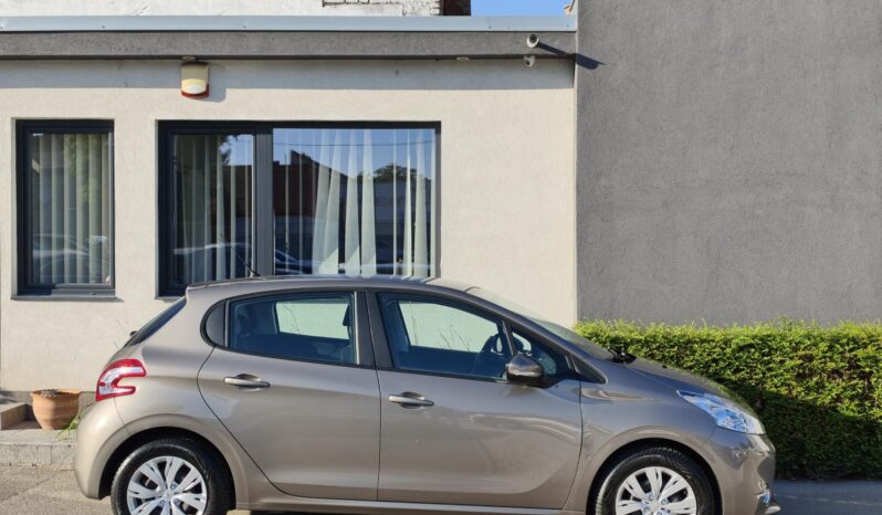 PEUGEOT 208 1.2 VTi PureTech Active Magyarországi – 53.000 km!!! full