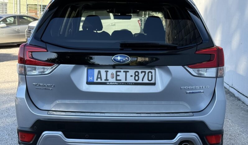 SUBARU FORESTER 2.0 e-Boxer Platinum CVT Magyarországi!!! Egy tulajdonos!! Garanciális!! Sérülésmentes!!! Vezetett szerví full