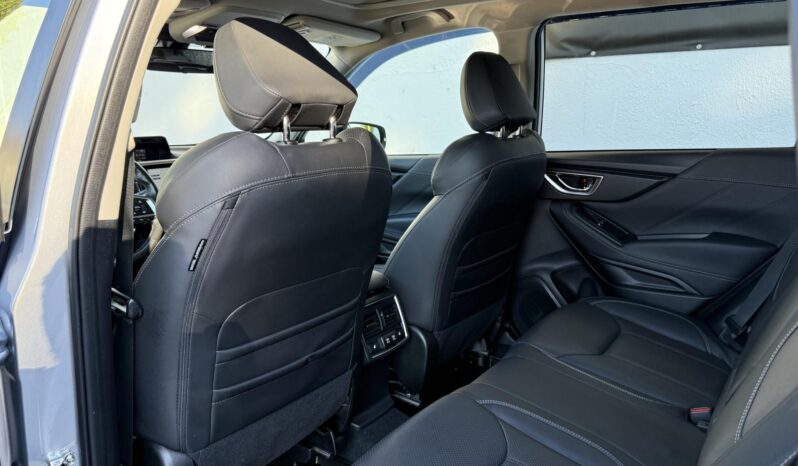 SUBARU FORESTER 2.0 e-Boxer Platinum CVT Magyarországi!!! Egy tulajdonos!! Garanciális!! Sérülésmentes!!! Vezetett szerví full