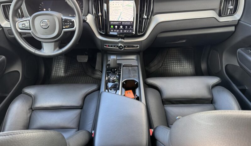 VOLVO XC60 2.0 [B4] MHEV Plus Dark AWD Geartronic Magyarországi!!! Áfá-s!!! Garanciális!!! Végig vezetett szervizkönyv!!! full