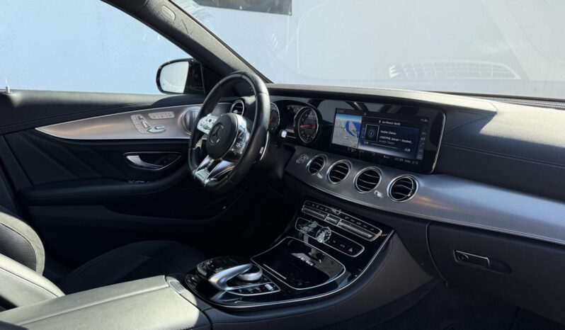 MERCEDES-AMG E 63 4MATIC+ 9G-TRONIC Magyarországi!!! Vezetett szervízkönyv!!! full