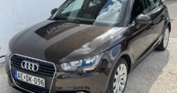 AUDI A1 Sportback 1.6 TDI DPF Attraction Gyönyörű állapot!!! Vezérlés cserélve!!! Jól felszerelt!!!