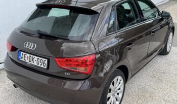 AUDI A1 Sportback 1.6 TDI DPF Attraction Gyönyörű állapot!!! Vezérlés cserélve!!! Jól felszerelt!!! full