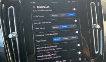 VOLVO XC40 2.0 [B3] MHEV Plus Bright DCT Magyarországi!!! Vezetett szervízkönyv!!! full