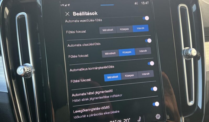 VOLVO XC40 2.0 [B3] MHEV Plus Bright DCT Magyarországi!!! Vezetett szervízkönyv!!! full