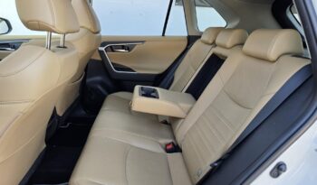 TOYOTA RAV 4 Rav4 2.5 Hybrid Executive e-CVT Magyarországi! Vezetett szervizkönyv! Panorámatető! JBL! full