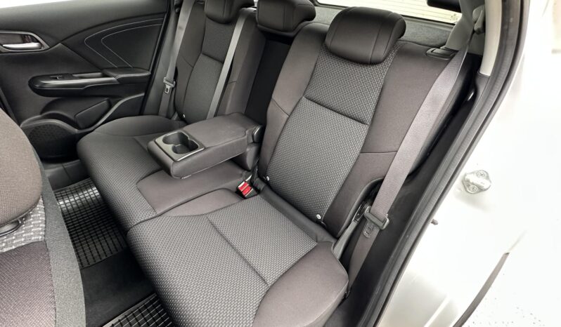 HONDA CIVIC 1.8 Elegance 15 ADAS NAVI 6MT Magyarországi! Sérülésmentes! Vezetett szervizkönyv! full