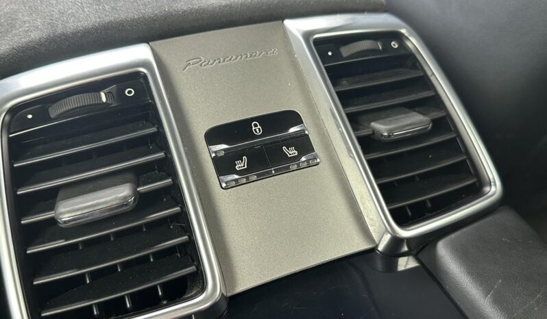 PORSCHE PANAMERA GTS PDK Megkímélt állapot!!! Rendszeresen karbantartott!!! full
