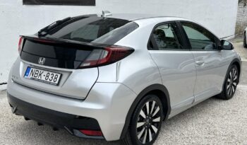 HONDA CIVIC 1.8 Elegance 15 ADAS NAVI 6MT Magyarországi! Sérülésmentes! Vezetett szervizkönyv! full