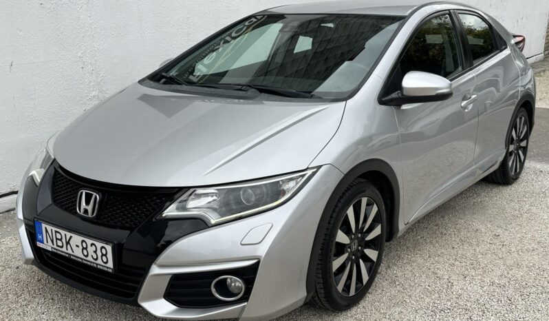 HONDA CIVIC 1.8 Elegance 15 ADAS NAVI 6MT Magyarországi! Sérülésmentes! Vezetett szervizkönyv! full