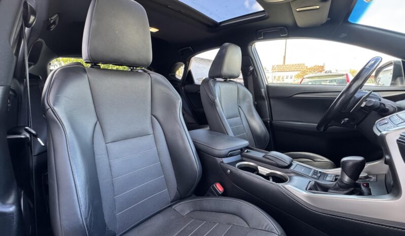 LEXUS NX 300h F Sport CVT F sport!!! Gyönyörű állapot!!! Vezetett szervizkönyv!!! full