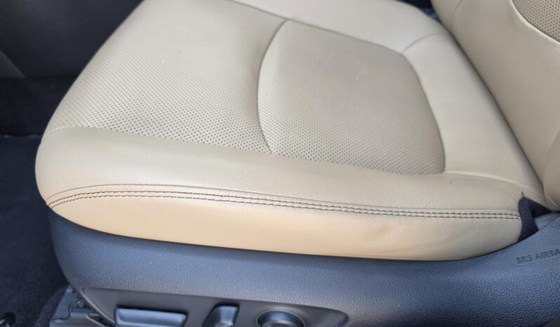 TOYOTA RAV 4 Rav4 2.5 Hybrid Executive e-CVT Magyarországi! Vezetett szervizkönyv! Panorámatető! JBL! full