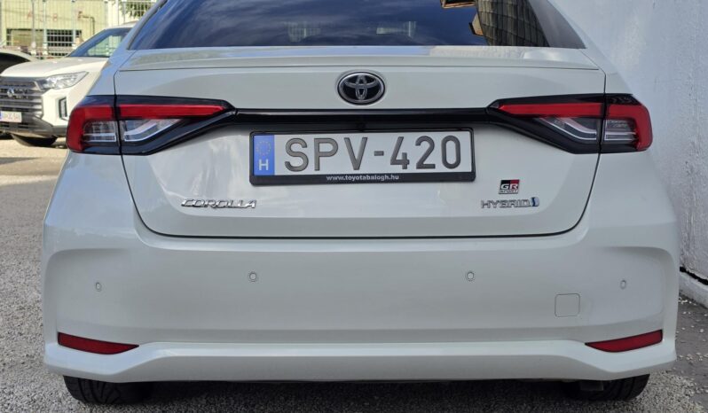 TOYOTA COROLLA Sedan 1.8 Hybrid GR-Sport e-CVT Magyarországi! Vez.sz.könyv! full