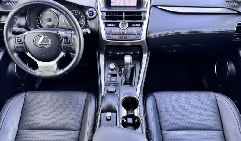 LEXUS NX 300h Executive Special Edition CVT Magyarországi – Gyönyörű Állapotban!! ( Újszerű Téli – Nyári Kerék Garnitúra ) full